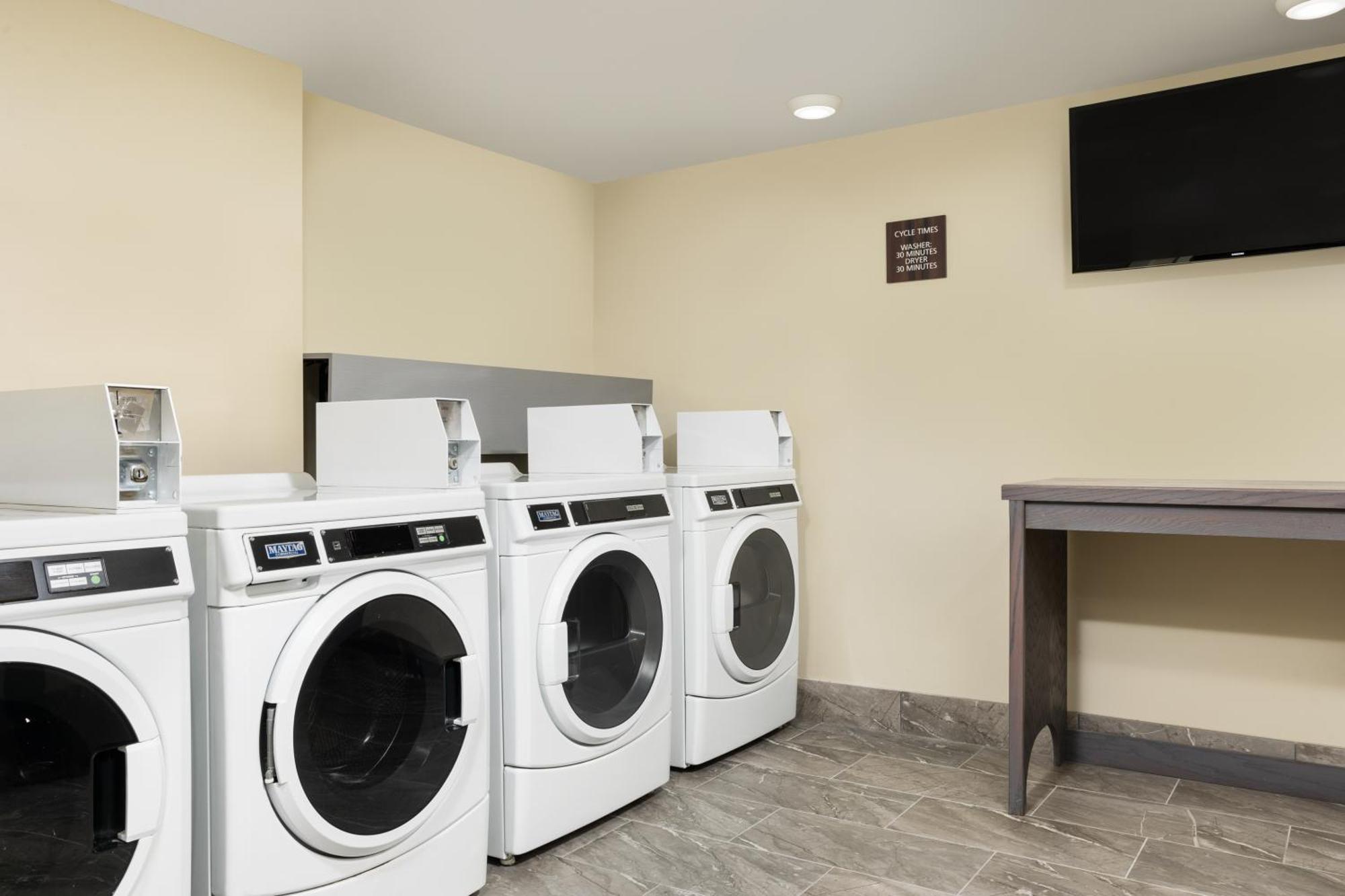 Doubletree By Hilton Airport Hotel 4*